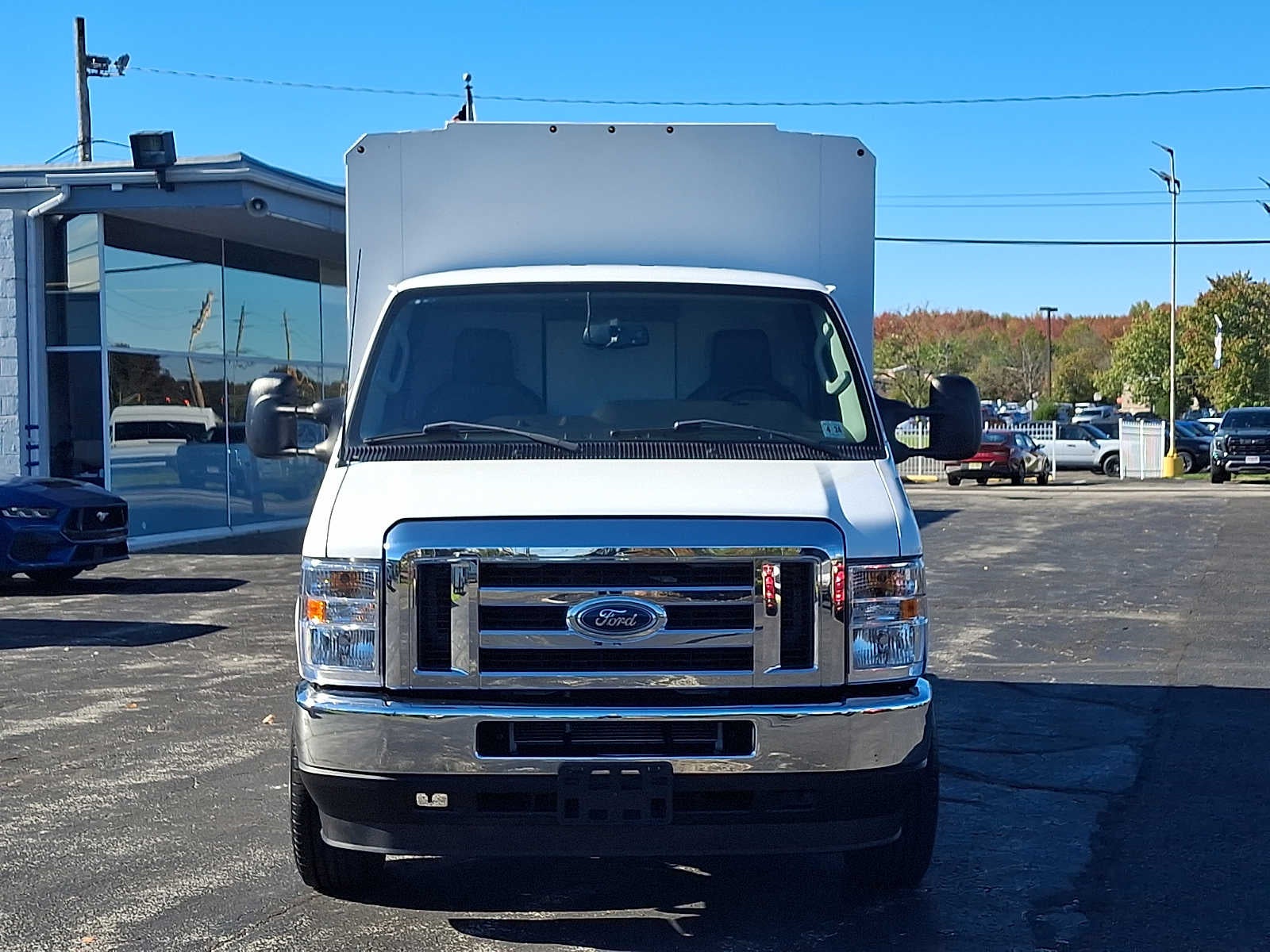 2023 Ford E-Series Cutaway E-350 SRW 138" WB