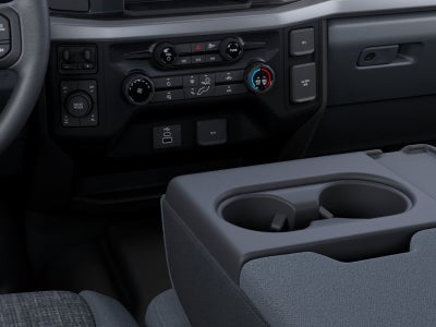 2027 Ford Super Duty F-350 SRW F-350® XLT